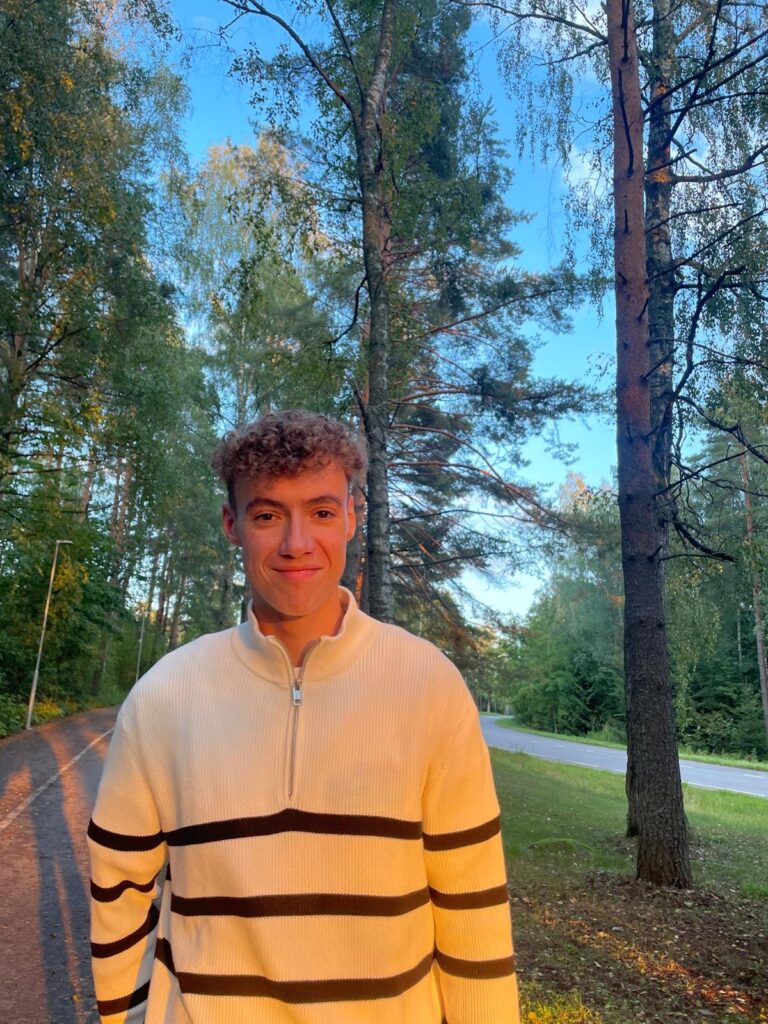 12c393bb 89a9 40e7 af26 97814748b63a